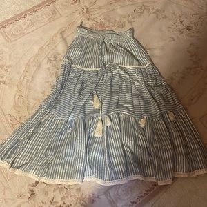 Miss June Paris skirt
